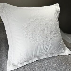 Ralph Lauren White Embroidered Square Decor Pillow Sham Classic Home Bedding